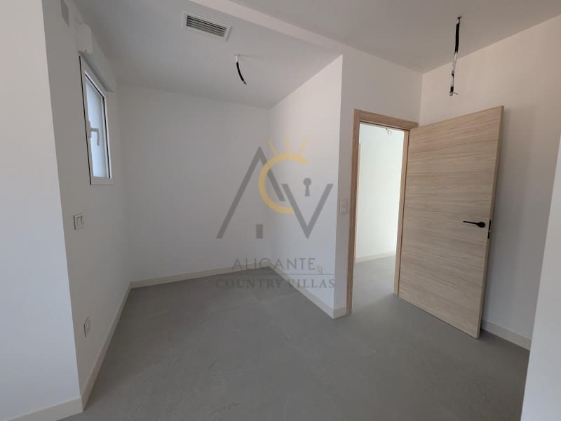 Chalet de 3 habitaciones en Macisvenda en venta con piscina garaje - 439.995 € (Ref: 9788322)