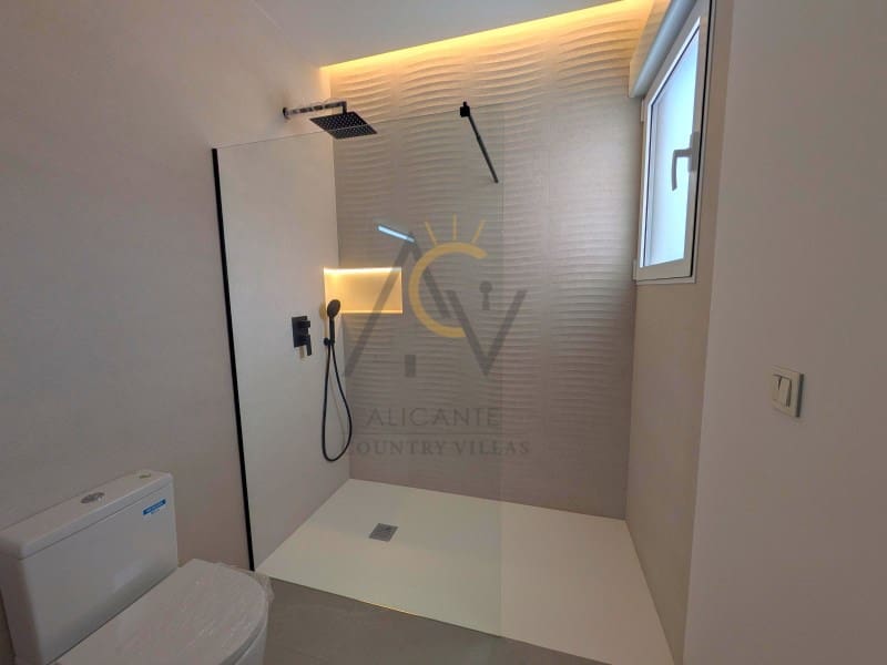 Chalet de 3 habitaciones en Macisvenda en venta con piscina garaje - 439.995 € (Ref: 9788322)