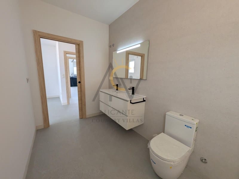 Chalet de 3 habitaciones en Macisvenda en venta con piscina garaje - 439.995 € (Ref: 9788322)