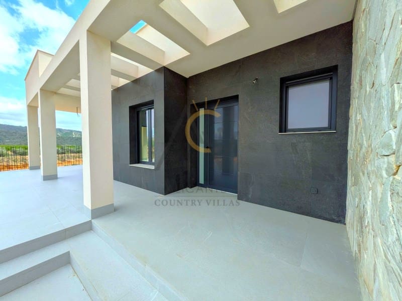 Chalet de 3 habitaciones en Macisvenda en venta con piscina garaje - 439.995 € (Ref: 9788322)