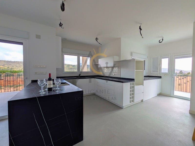 Chalet de 3 habitaciones en Macisvenda en venta con piscina garaje - 439.995 € (Ref: 9788322)