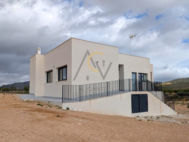 Chalet de 3 habitaciones en Macisvenda en venta con piscina garaje - 439.995 € (Ref: 9788322)