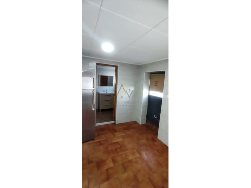 3 camera da letto Finca/Casa di Campagna in vendita in Monovar / Monover con garage - 88.000 € (Rif: 9788323)