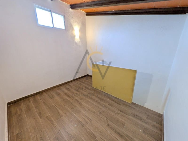 2 camera da letto Finca/Casa di Campagna in vendita in Monovar / Monover con garage - 88.000 € (Rif: 9788323)