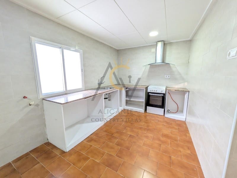 2 camera da letto Finca/Casa di Campagna in vendita in Monovar / Monover con garage - 88.000 € (Rif: 9788323)