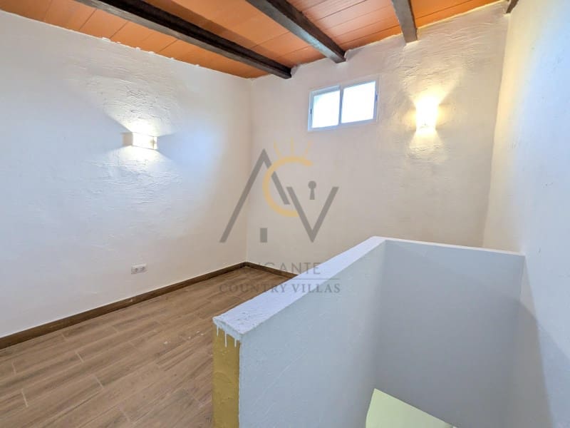 2 camera da letto Finca/Casa di Campagna in vendita in Monovar / Monover con garage - 88.000 € (Rif: 9788323)