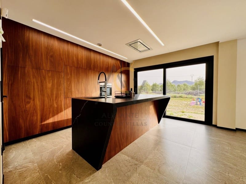 3 soverom Villa til salgs i Aspe med garasje - € 559 995 (Ref: 9808084)