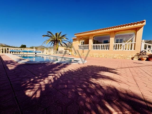 3 chambre Villa/Maison à vendre à La Romana avec piscine - 349 995 € (Ref: 9808085)