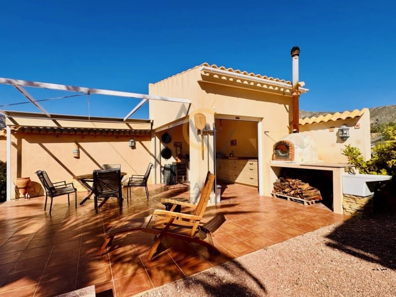 3 chambre Villa/Maison à vendre à La Romana avec piscine - 349 995 € (Ref: 9808085)