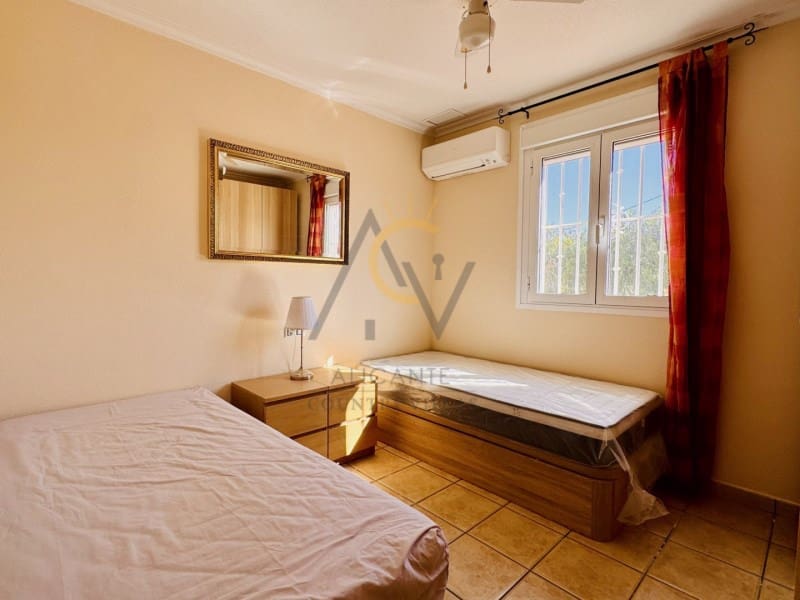 3 chambre Villa/Maison à vendre à La Romana avec piscine - 349 995 € (Ref: 9808085)