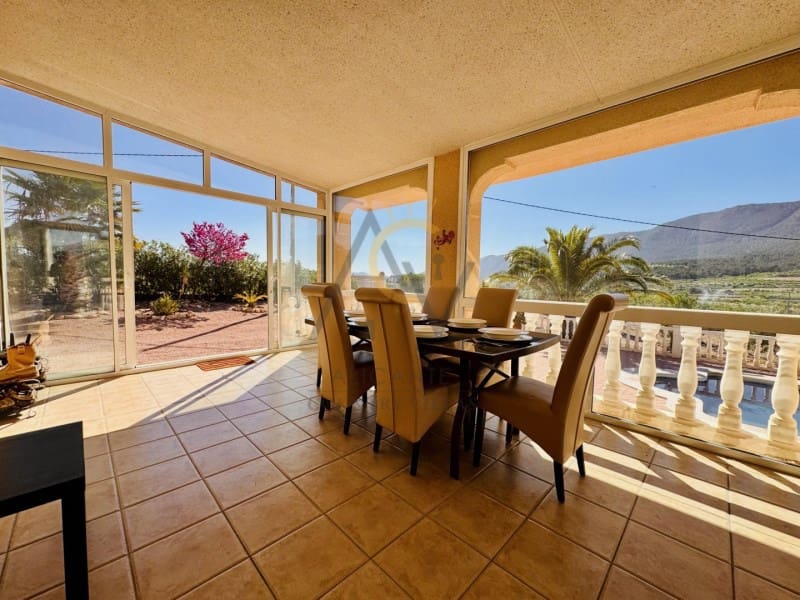 3 chambre Villa/Maison à vendre à La Romana avec piscine - 349 995 € (Ref: 9808085)