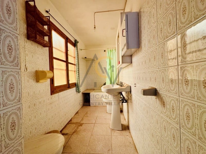 5 sovrum Hus till salu i La Romana - 105 000 € (Ref: 9808087)