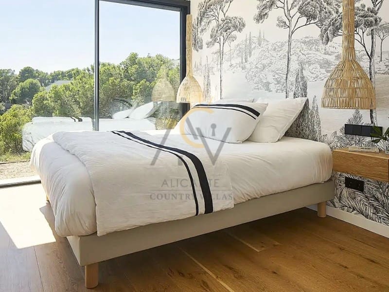 2 bedroom Villa for sale in Pinoso with pool - € 265,000 (Ref: 9843313)