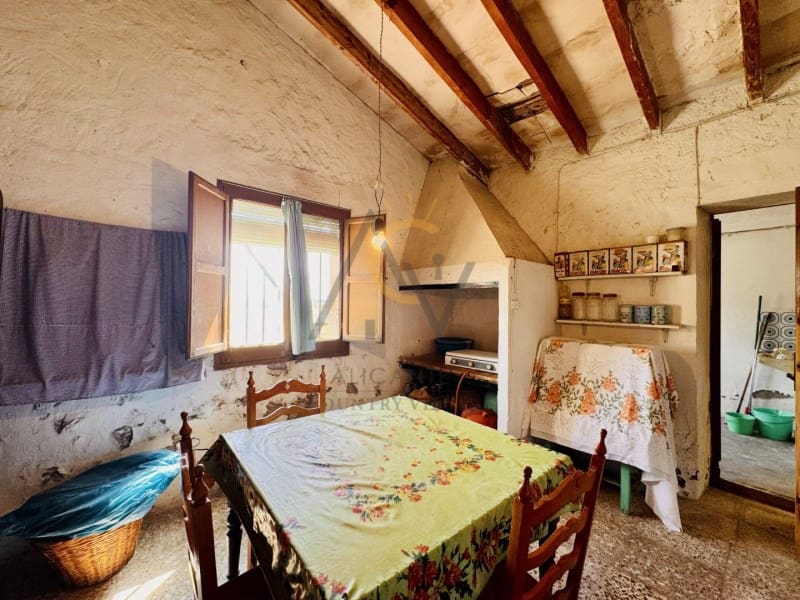 3 sovrum Finca/Hus på landet till salu i La Romana - 179 995 € (Ref: 9855353)