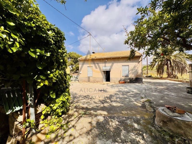 3 sovrum Finca/Hus på landet till salu i La Romana - 179 995 € (Ref: 9855353)