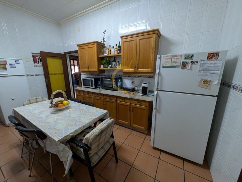 5 slaapkamer Huis te koop in Monovar / Monover met garage - € 243.500 (Ref: 9892471)