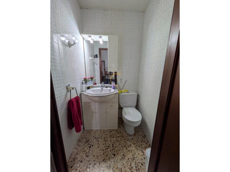 5 slaapkamer Huis te koop in Monovar / Monover met garage - € 243.500 (Ref: 9892471)