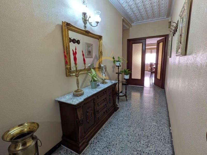 5 slaapkamer Huis te koop in Monovar / Monover met garage - € 243.500 (Ref: 9892471)
