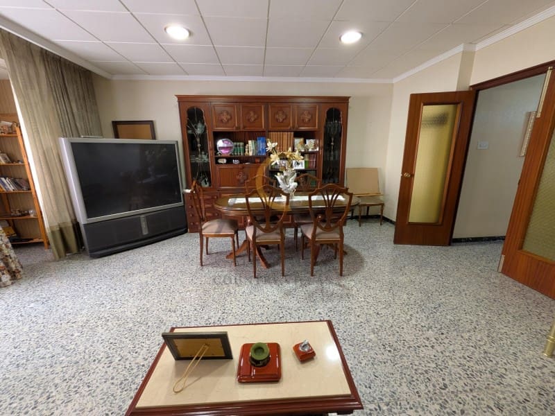 5 slaapkamer Huis te koop in Monovar / Monover met garage - € 243.500 (Ref: 9892471)