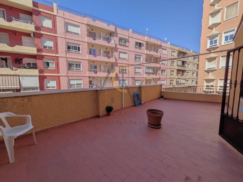 5 slaapkamer Huis te koop in Monovar / Monover met garage - € 243.500 (Ref: 9892471)