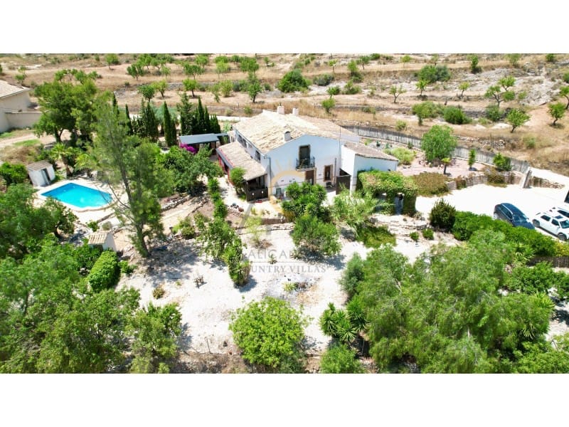 5 quarto Quinta/Casa Rural para venda em La Romana - 339 995 € (Ref: 9915971)