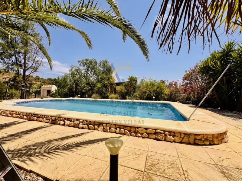 5 quarto Quinta/Casa Rural para venda em La Romana - 339 995 € (Ref: 9915971)