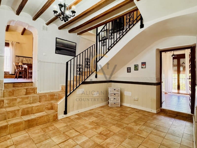 5 quarto Quinta/Casa Rural para venda em La Romana - 339 995 € (Ref: 9915971)
