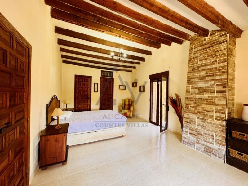5 quarto Quinta/Casa Rural para venda em La Romana - 339 995 € (Ref: 9915971)