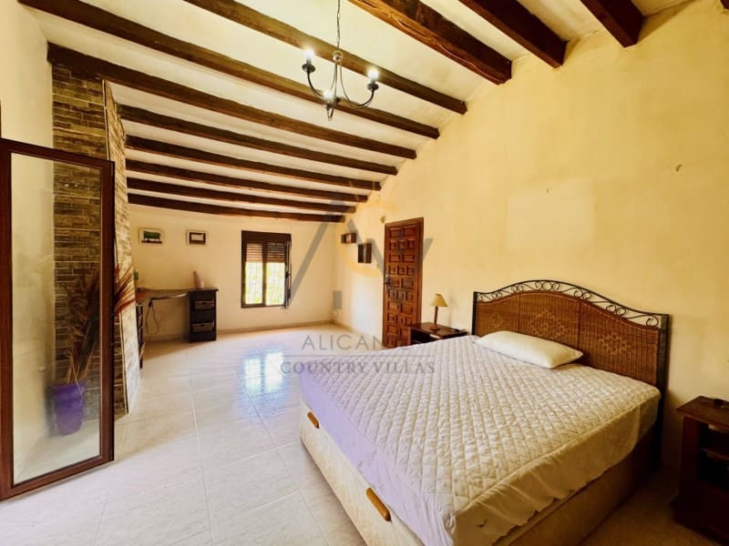 5 quarto Quinta/Casa Rural para venda em La Romana - 339 995 € (Ref: 9915971)