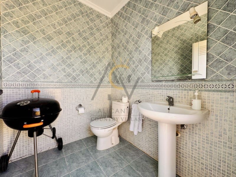 6 soveværelse Villa til salg i Aspe med swimmingpool garage - € 650.000 (Ref: 9942051)