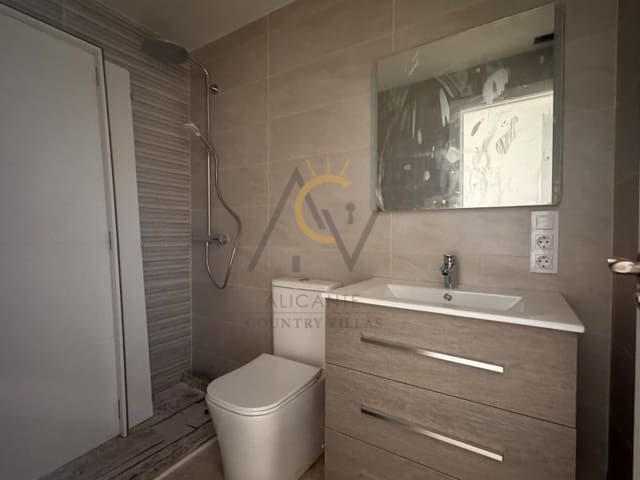 3 soverom Hus til salgs i Pinoso - € 127 995 (Ref: 9952355)