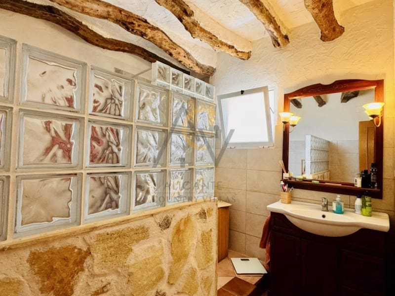 4 slaapkamer Finca/Landhuis te koop in Aspe met zwembad - € 369.000 (Ref: 9970337)