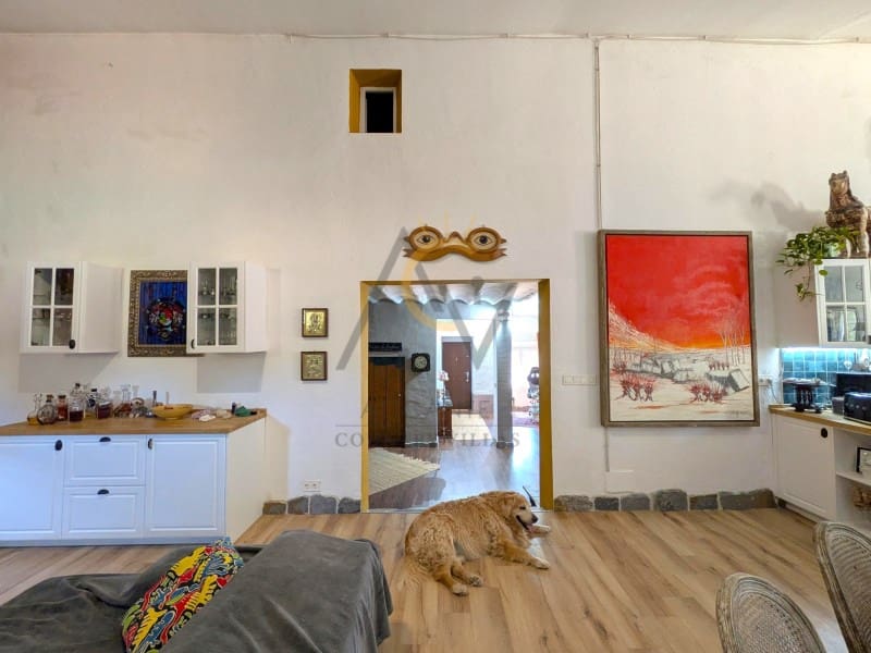 4 bedroom Finca/Country House for sale in La Romana with pool - € 299,995 (Ref: 9973050)