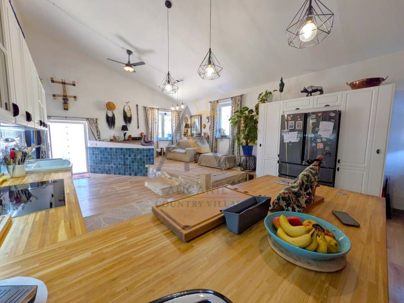 4 bedroom Finca/Country House for sale in La Romana with pool - € 299,995 (Ref: 9973050)