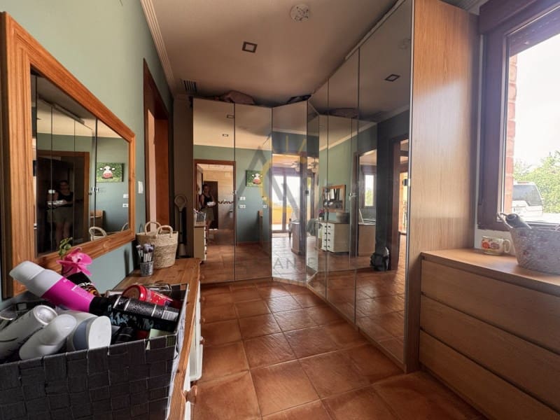 6 sovrum Villa till salu i Hondon de las Nieves - 695 000 € (Ref: 9975050)
