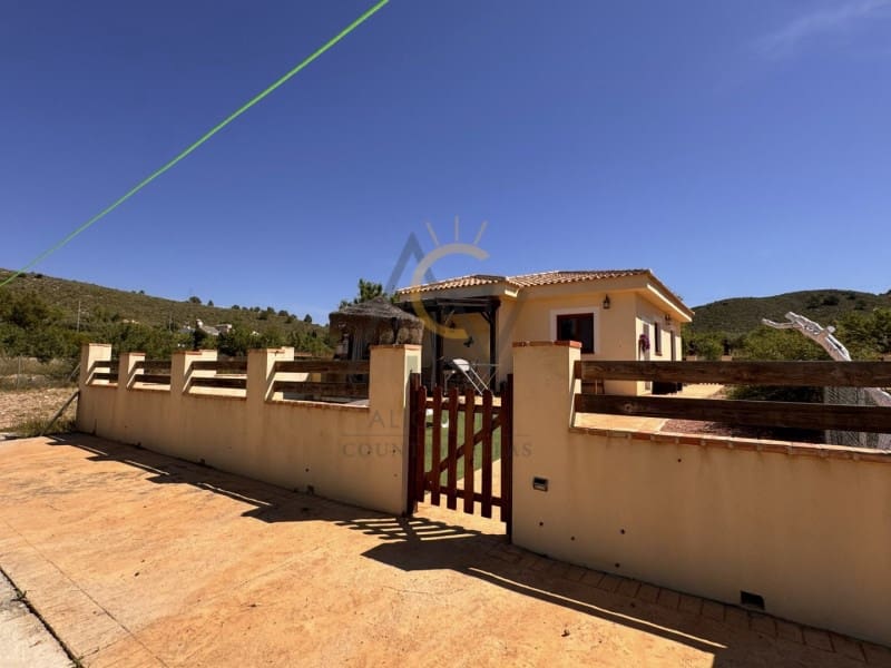 6 sovrum Villa till salu i Hondon de las Nieves - 695 000 € (Ref: 9975050)