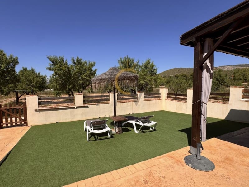 6 sovrum Villa till salu i Hondon de las Nieves - 695 000 € (Ref: 9975050)