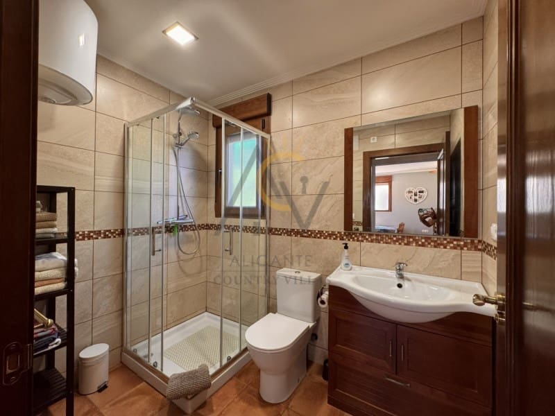 6 sovrum Villa till salu i Hondon de las Nieves - 695 000 € (Ref: 9975050)