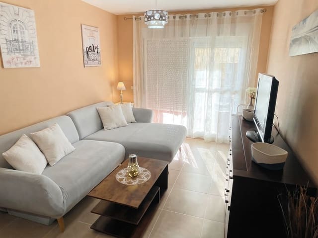 Piso de 2 habitaciones en Torrox Pueblo, Torrox en venta con piscina garaje - 255.000 € (Ref: 10001302)
