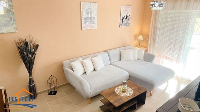 Piso de 2 habitaciones en Torrox Pueblo, Torrox en venta con piscina garaje - 255.000 € (Ref: 10001302)