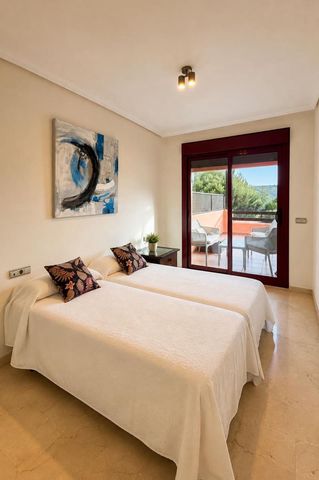 3 soveværelse Lejlighed til salg i Casares Golf - Casares del Sol, Casares med swimmingpool garage - € 490.000 (Ref: 10004845)