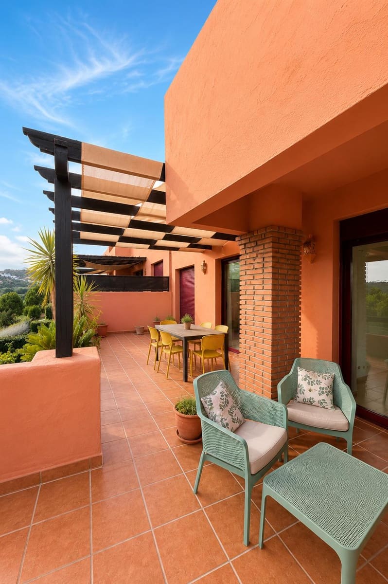 Piso de 3 habitaciones en Casares en venta con piscina garaje - 490.000 € (Ref: 10004845)