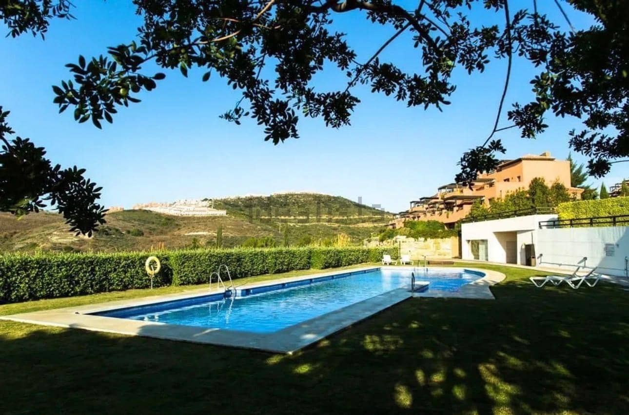 Piso de 3 habitaciones en Casares en venta con piscina garaje - 490.000 € (Ref: 10004845)