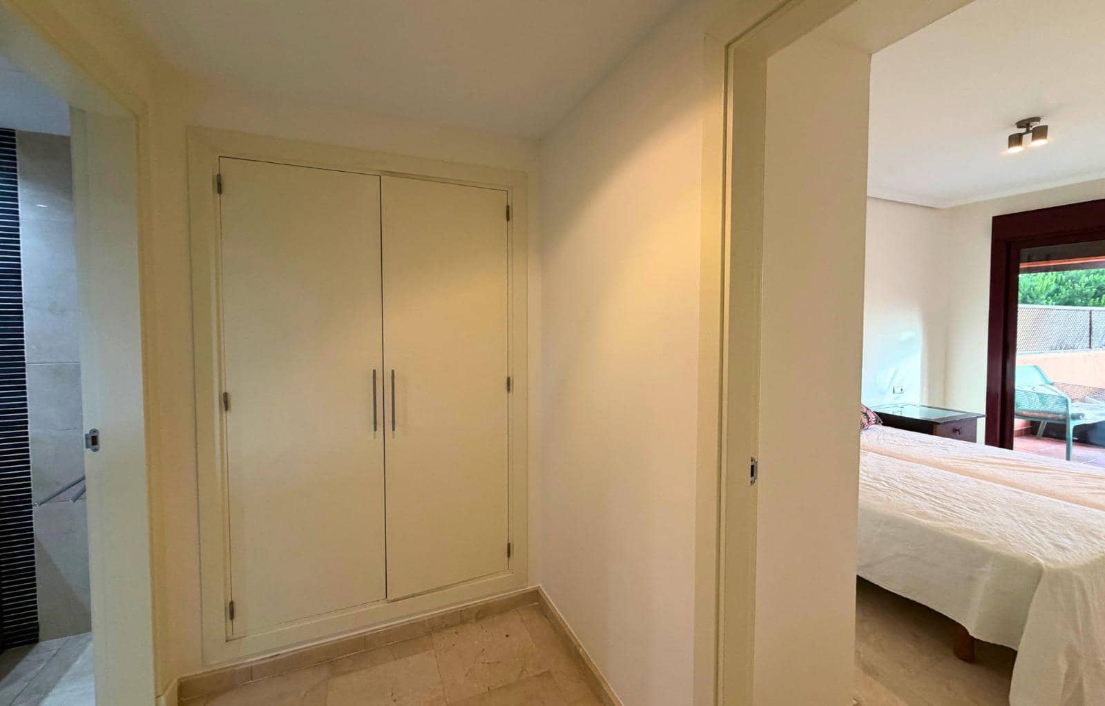 Piso de 3 habitaciones en Casares en venta con piscina garaje - 490.000 € (Ref: 10004845)