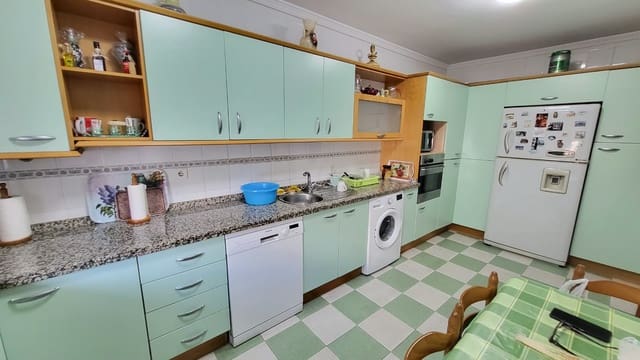 4 soverom Villa til salgs i Rincón de la Victoria med svømmebasseng garasje - € 615 000 (Ref: 10153835)