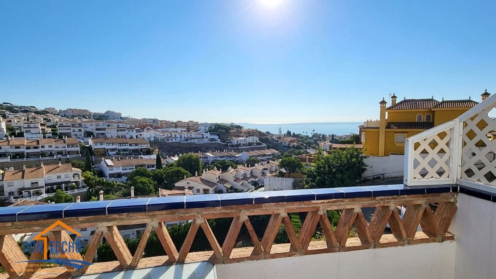4 bedroom Villa for sale in Rincon de la Victoria with pool garage - € 615,000 (Ref: 10153835)