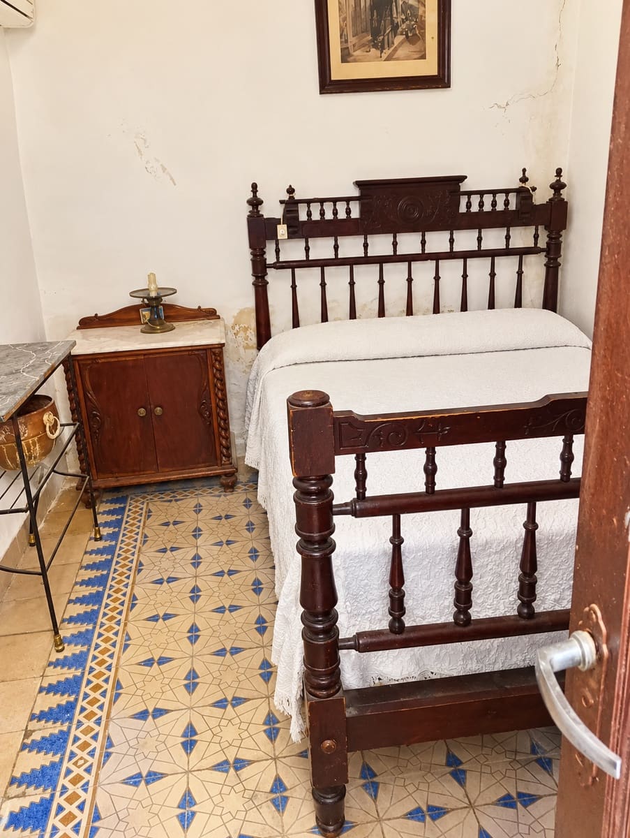 Chalet de 10 habitaciones en Arriate en venta con piscina - 450.000 € (Ref: 10163311)