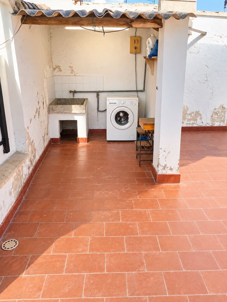 Chalet de 10 habitaciones en Arriate en venta con piscina - 450.000 € (Ref: 10163311)