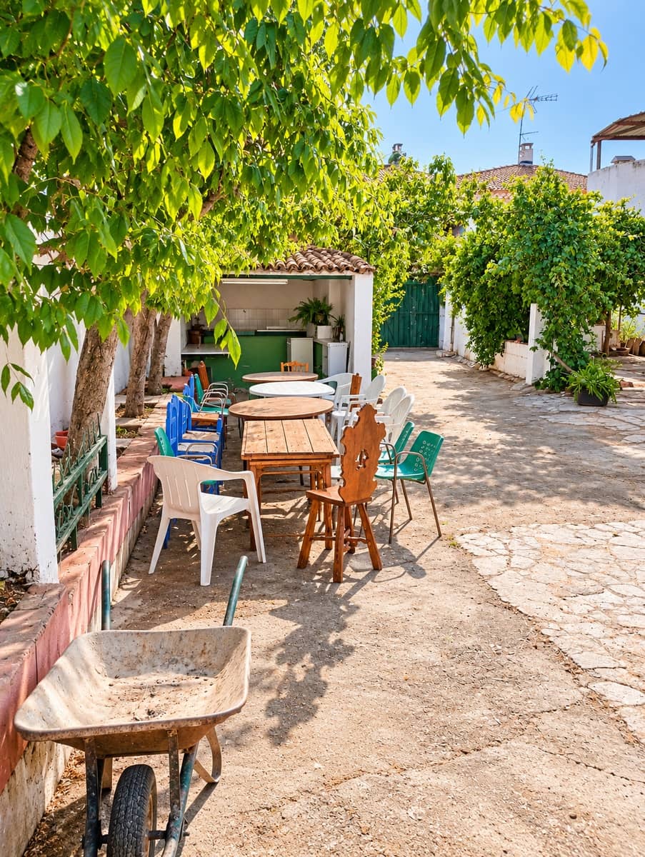 Chalet de 10 habitaciones en Arriate en venta con piscina - 450.000 € (Ref: 10163311)