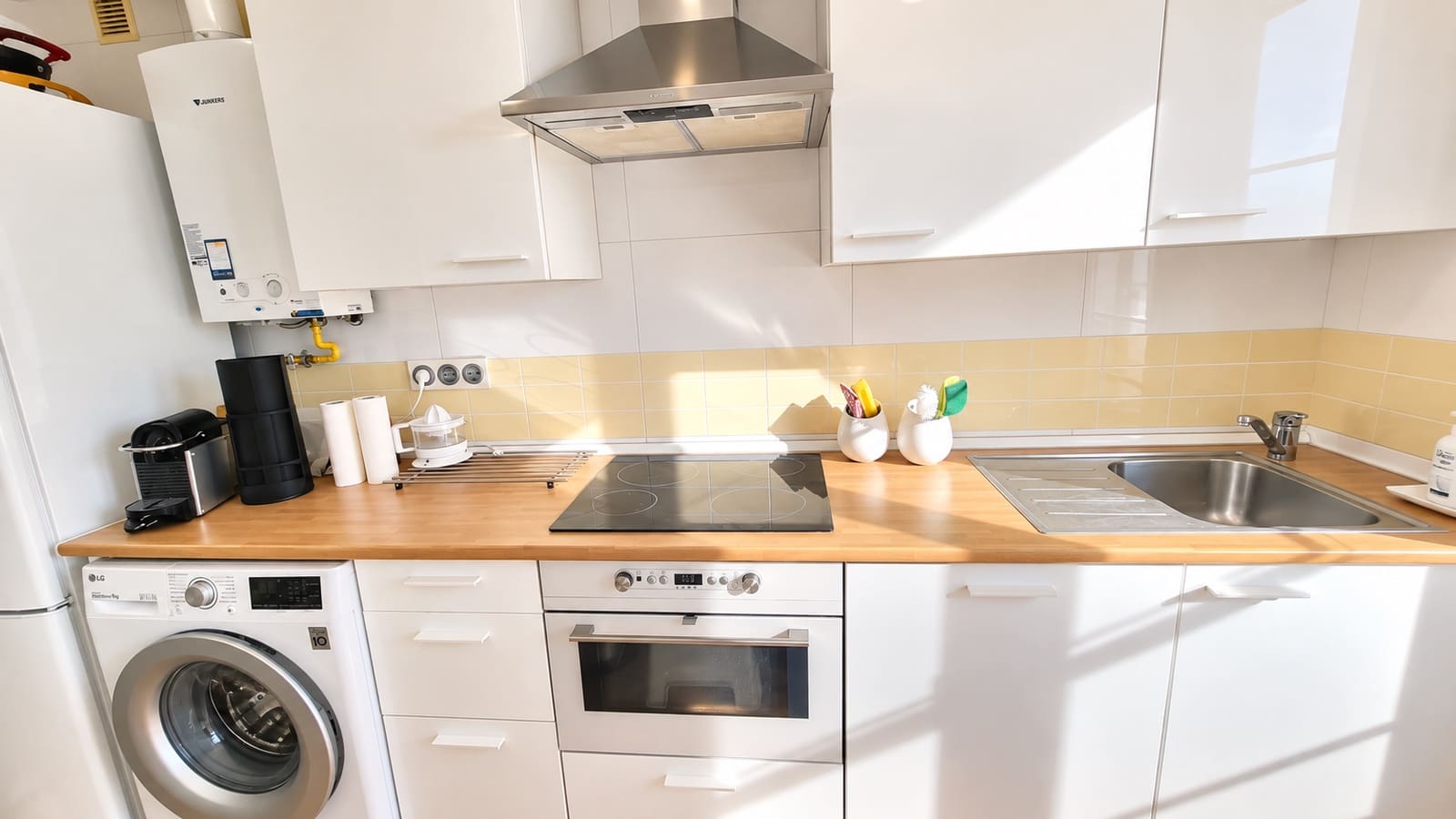 Ático de 2 habitaciones en Rincón de la Victoria en venta con piscina garaje - 425.000 € (Ref: 10171948)